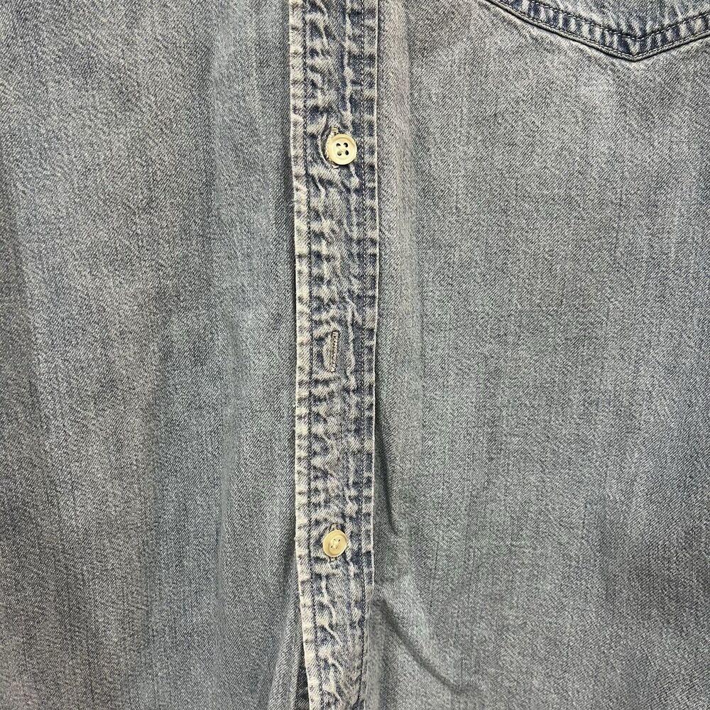 Vintage GAP Blue Jeans Light Wash Denim Button Down Shirt Size Large Cotton - Picture 2 of 9